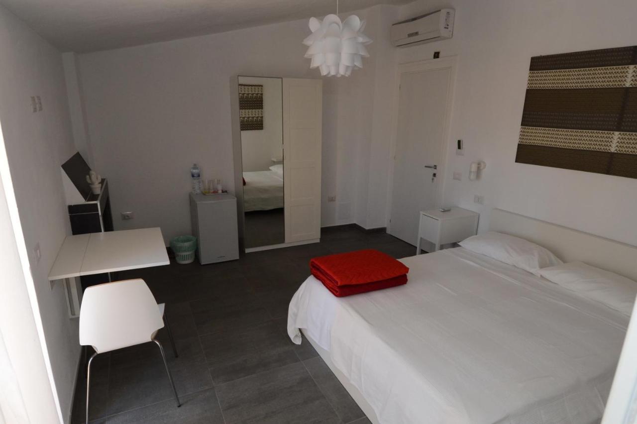 Accomodation Libertino Tropea Rum bild